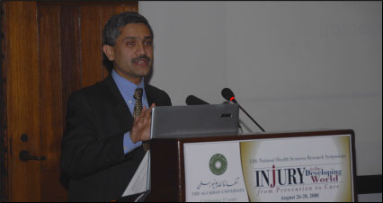 RTIRN Vice-Chair Adnan Hyder speaks at a plenary session